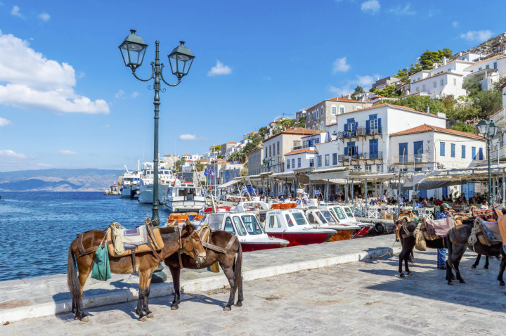 Saronic Gulf islands day cruise from Athens